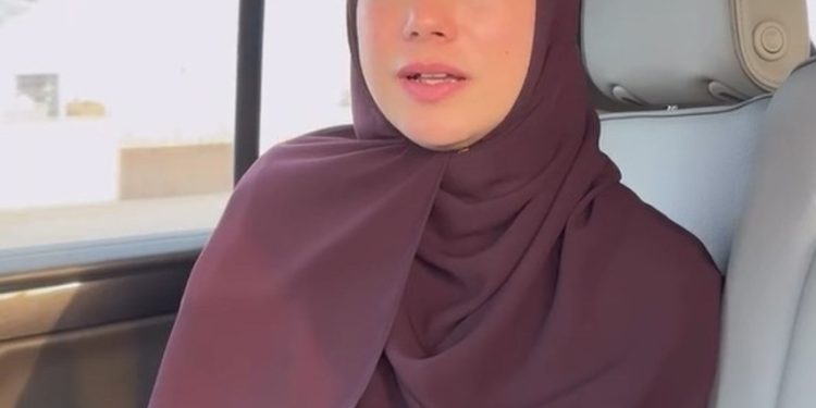 Celine Evangelista Bersiap Pindah ke Madinah, Cari Vila Mewah Dekat Masjid Nabawi