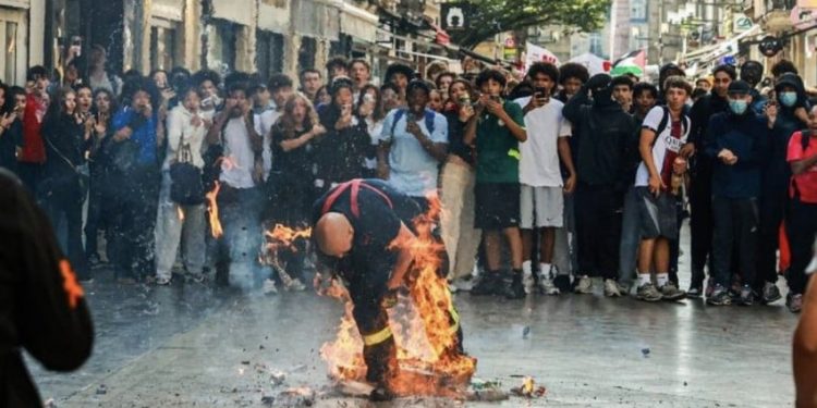 Demo Mahasiswa Berlanjut, 400 Sekolah dan Kampus Di Prancis Tutup
