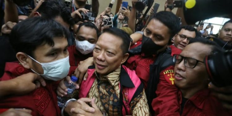 Didakwa Terima Rp12 Miliar dalam Kasus Korupsi Penanganan Tol Layang MBZ