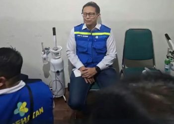 Foto Pakai Selang Oksigen saat Tinjau Kalteng Beredar Ini Penjelasan dari Menkes