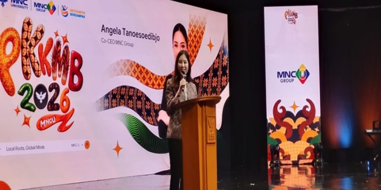 Angela Tanoesoedibjo Beri Pembekalan kepada 756 Mahasiswa Baru di PKKMB MNC University