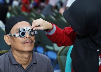 Pemeriksaan Mata Gratis di JEC Eye Hospitals dan Syafana Islamic School