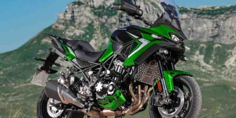Versys 900 2027 Hadir dengan Radar, Quickshifter, dan Daya 120 HP