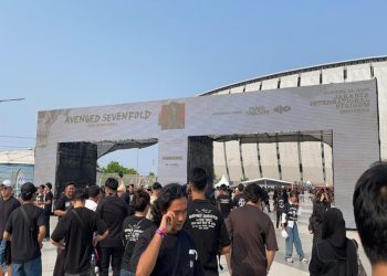 Lautan Penggemar Padati JIS Sambut Konser Avenged Sevenfold Malam Ini