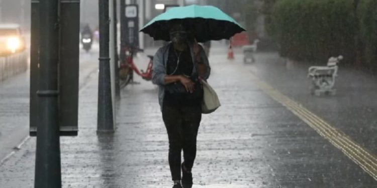 Prakiraan Cuaca Jakarta: Hujan di Jakarta Selatan dan Jakarta Timur