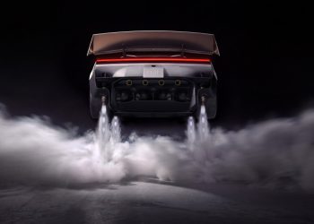 Tembus 97 Km/Jam dalam 0,8 Detik, Roadster Terbaru Gunakan Teknologi Roket