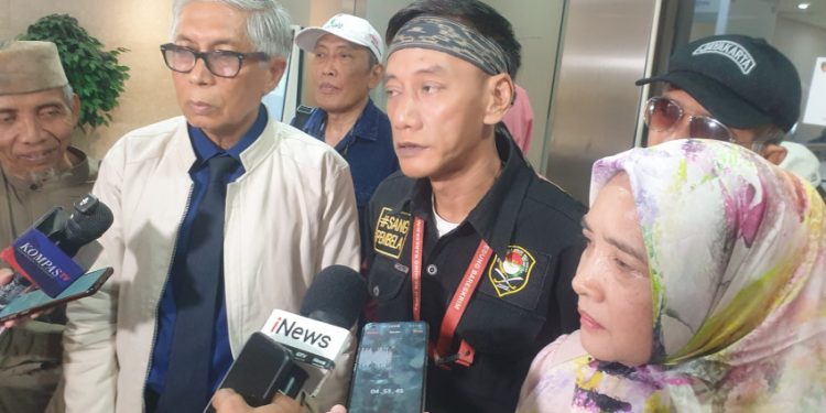 Pelapor Suket Pendidikan Gibran Digeser 15 Pertanyaan Usai Klarifikasi Bareskrim