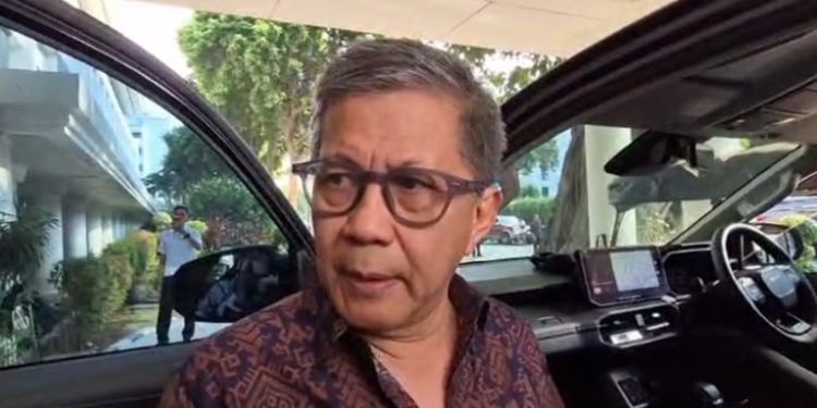 Rapat Perdana Wantimpres dengan Rocky Gerung Bahas Putusan MK Ijazah Gibran
