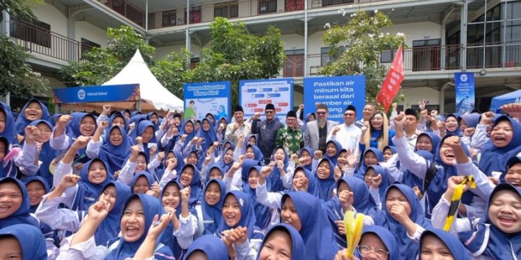 Sambut Hari Santri, Dorong Akses Air Bersih dan Sanitasi di Pesantren