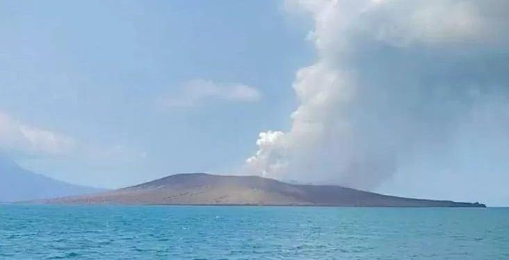 Status Gunung Anak Krakatau Naik ke Level III Siaga, Masyarakat Harap Tenang dan Waspada Hoaks Tsunami