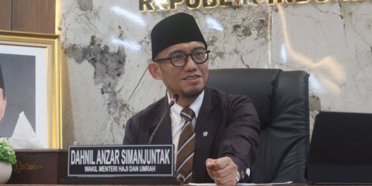 Wamenhaj Imbau Jemaah Umrah Agar Tidak Menggunakan Maskapai Transit Singapura dan Malaysia